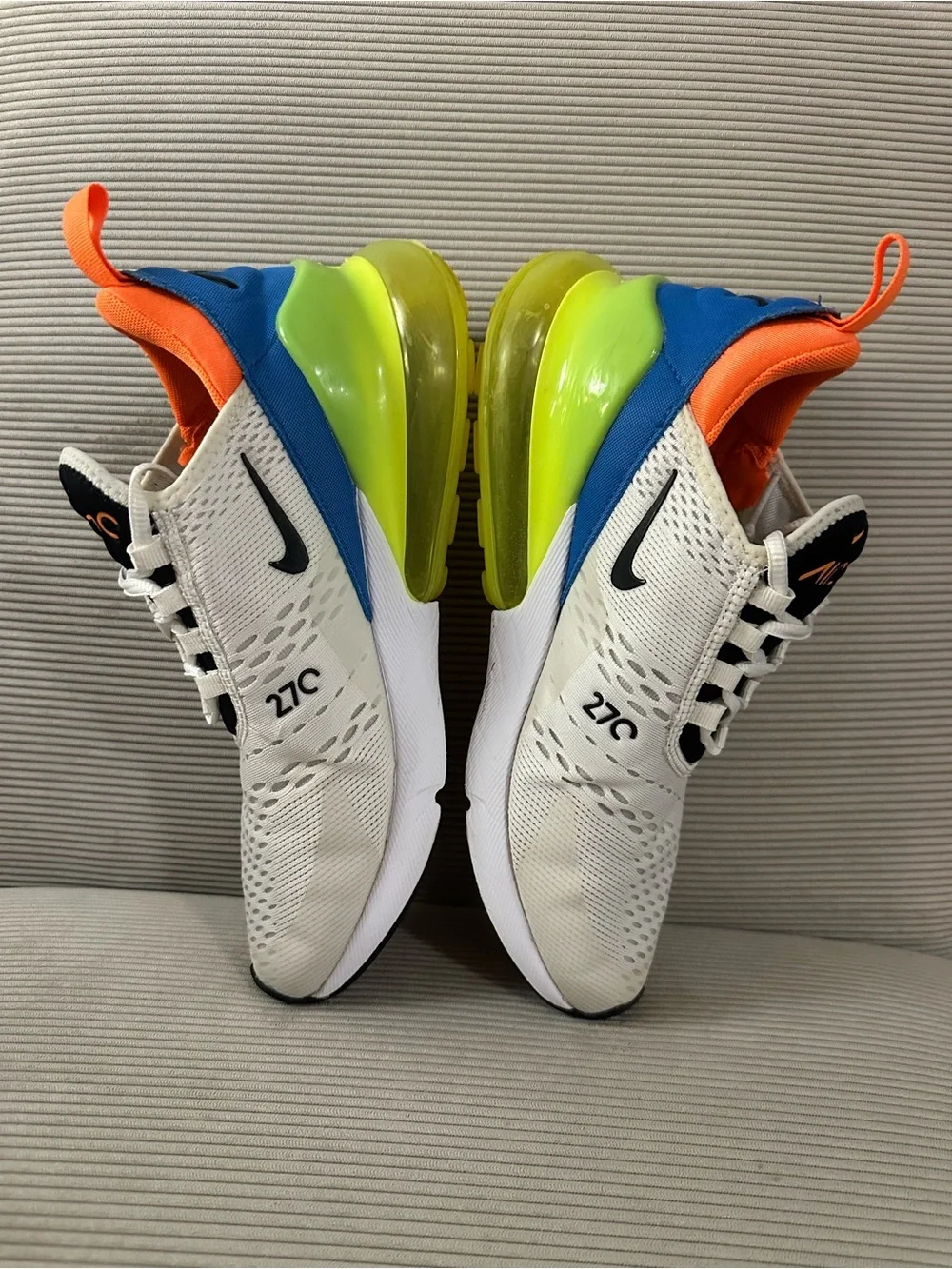 Nike Women's Air Max 270 'Summit White Volt' size 10